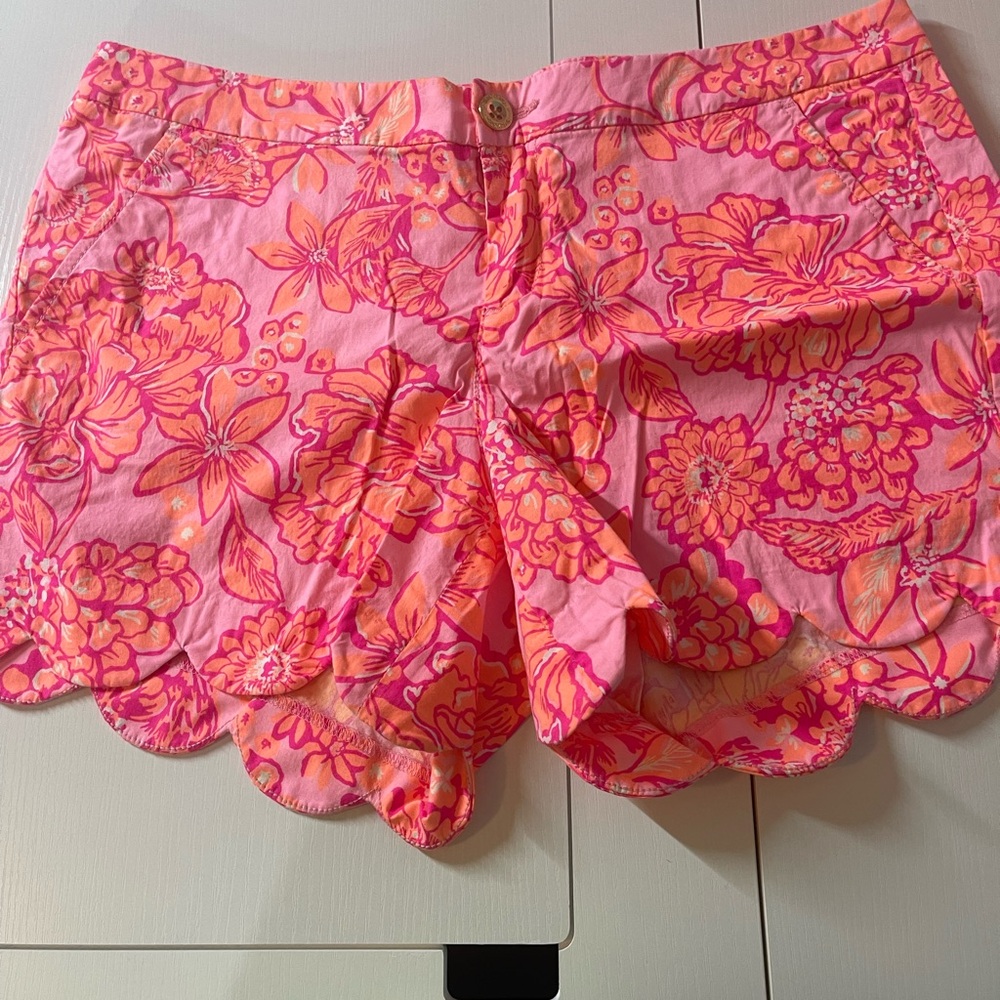 Lilly Pulitzer Pink and Orange Buttercup Stretch Shorts with Scalloped Hem